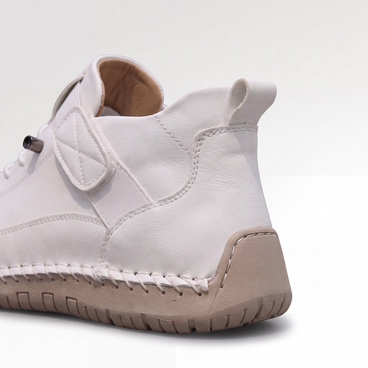Zapatos Siena - Diseñadas para combinar seguridad y estilo.